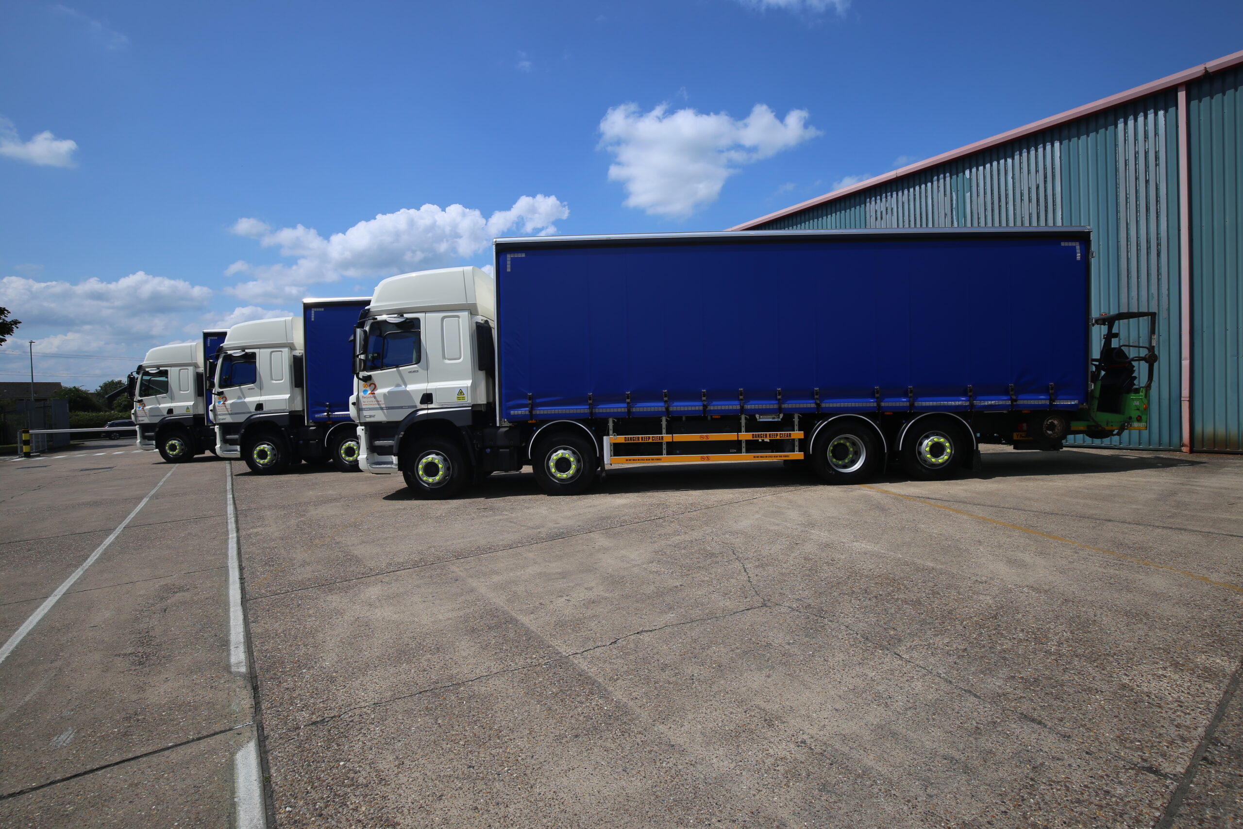 2 Recycling Collection vehicles with mounted forklift